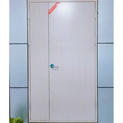 Puerta cortafuegos de madera y acero